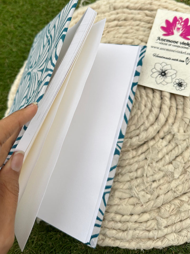 Ukiyo - Hardbound Journal