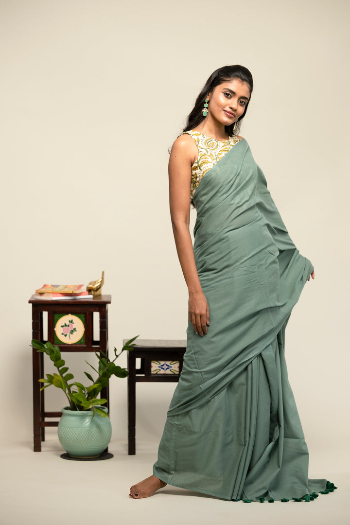 Vedikā | Mulmul Cotton Saree