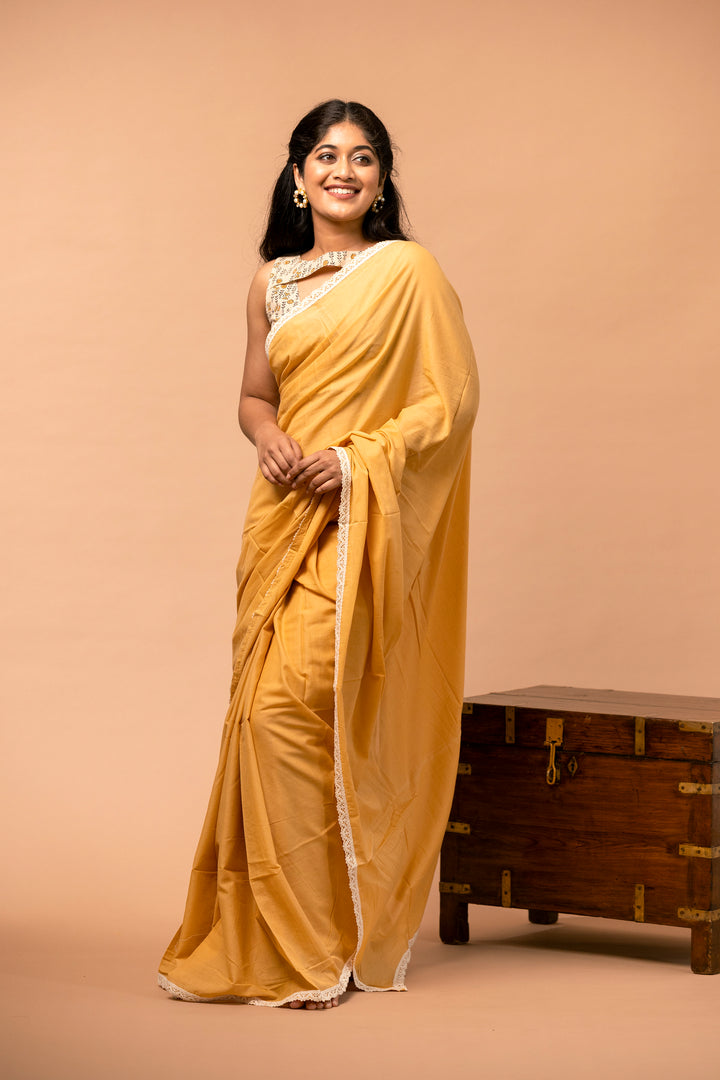 Taraṅgī | Mul Mul Cotton Saree
