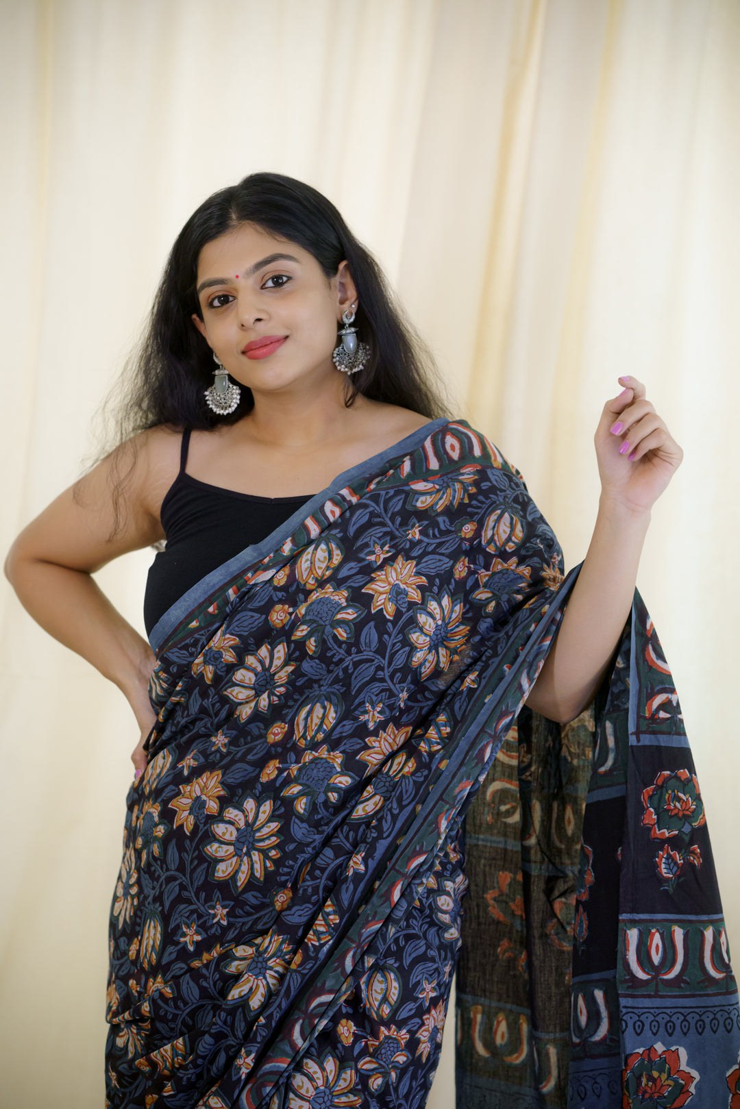 Blue daisies | Cotton Saree
