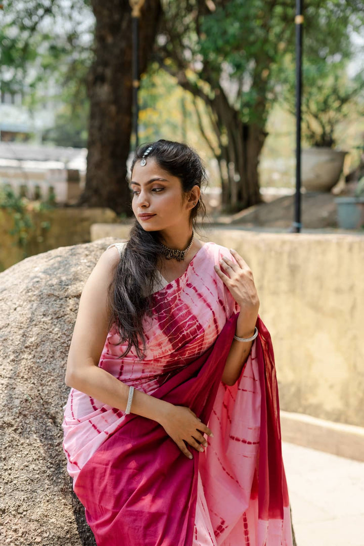 tie and dye sarees pink