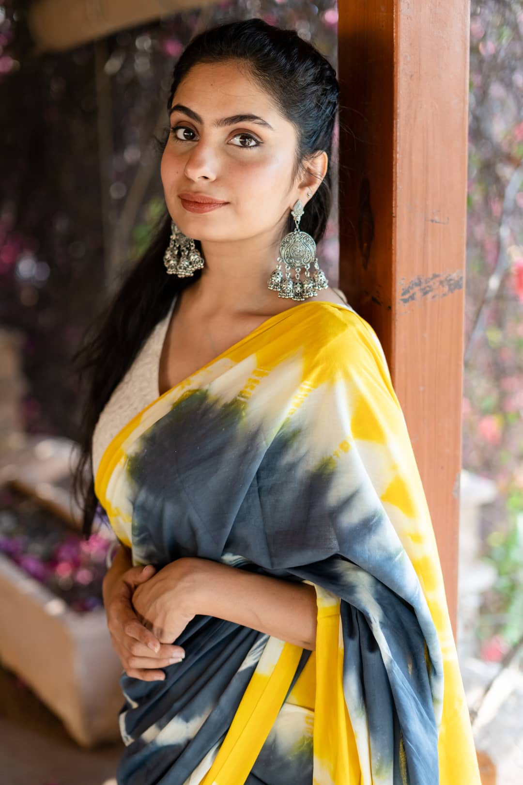 tie n dye saree, yellow tie and dye sarees