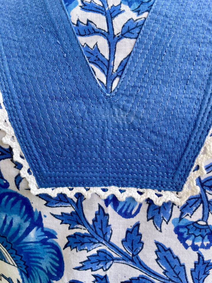 Neele Neele Ambar Par - Handloom Kurtis