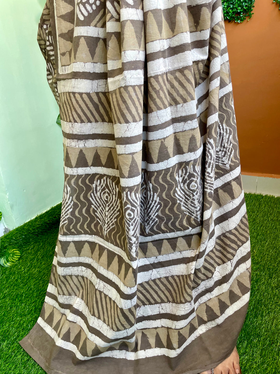 Stardust Shadows - Mul Cotton Saree