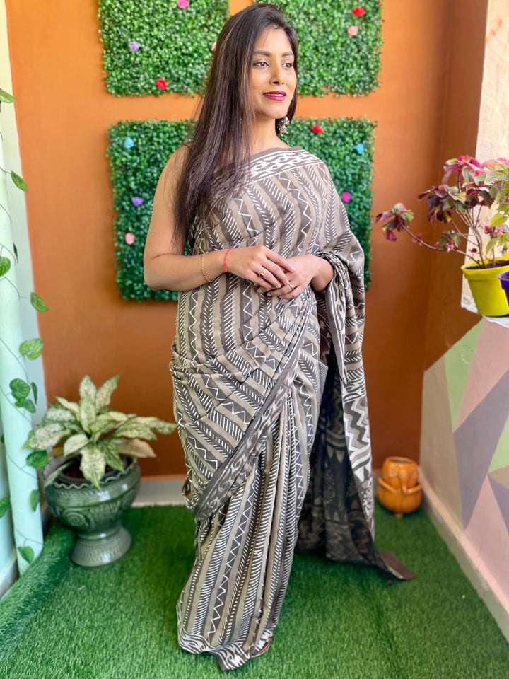 Poppy - Mul Cotton Saree