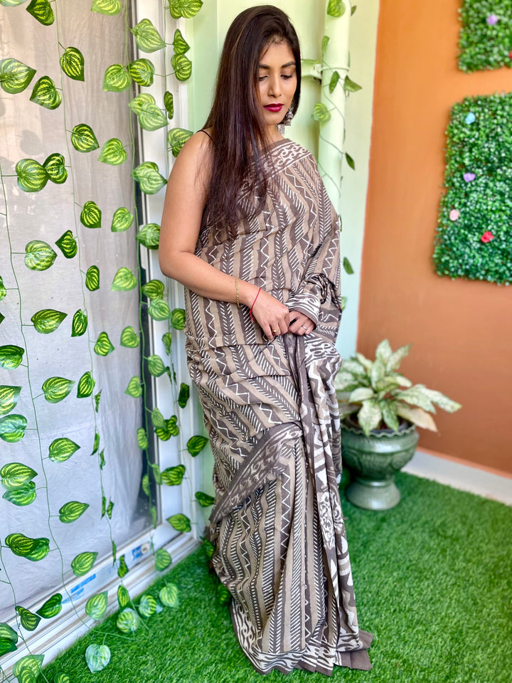 Poppy - Mul Cotton Saree