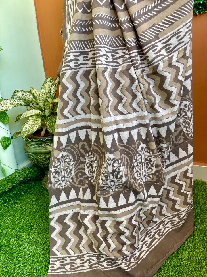 Poppy - Mul Cotton Saree