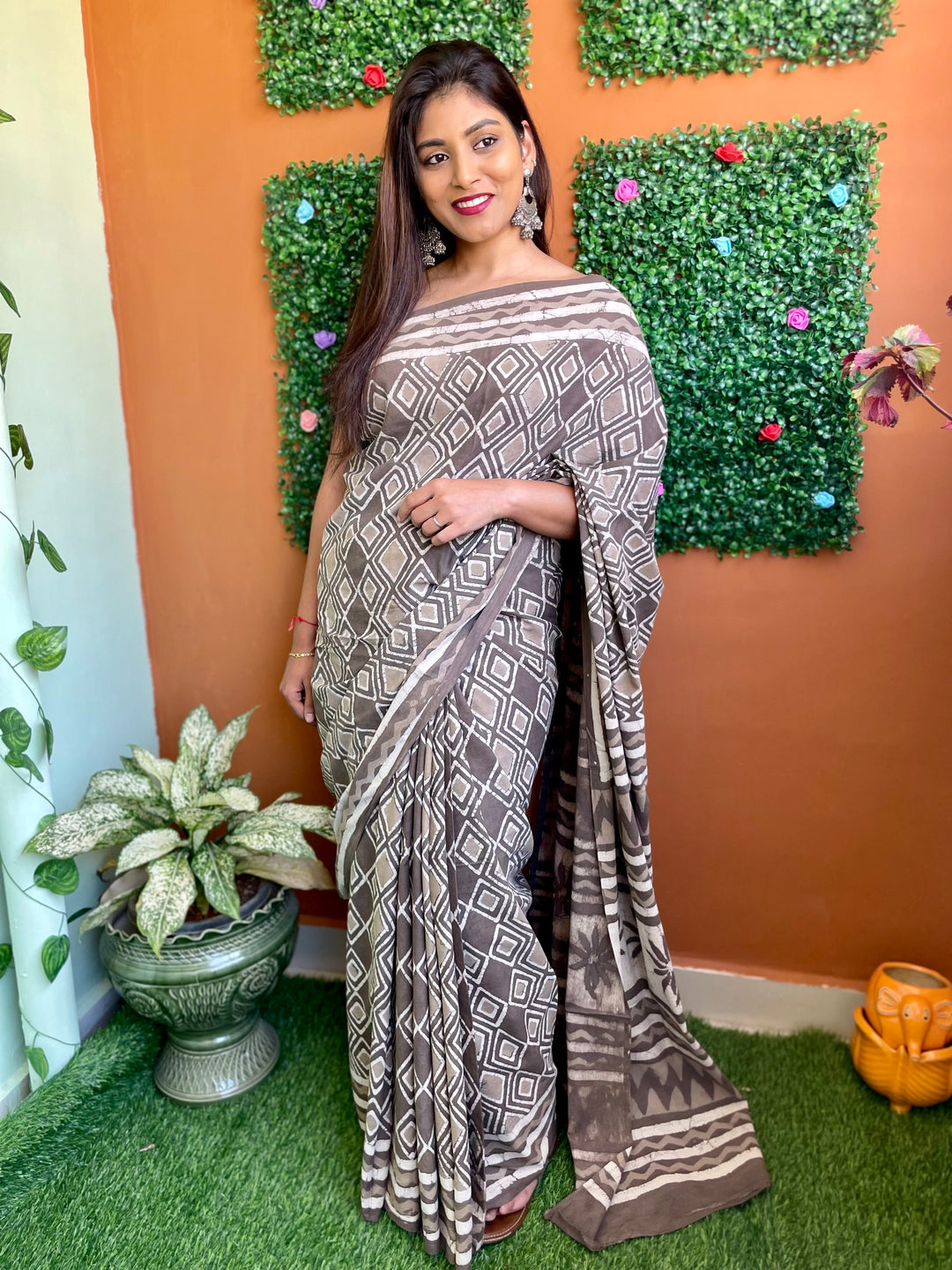 White Sage - Mul Cotton Saree