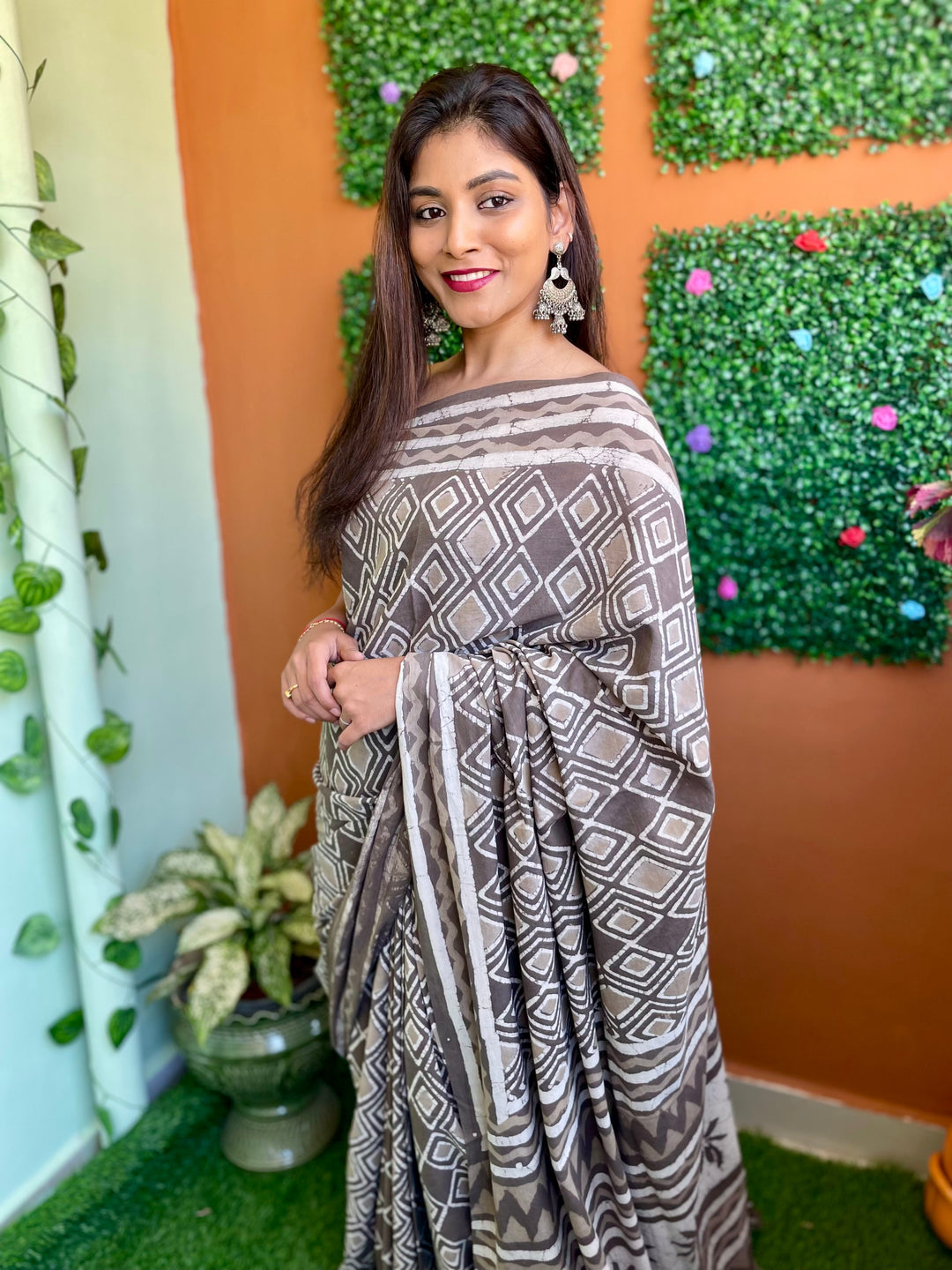 White Sage - Mul Cotton Saree