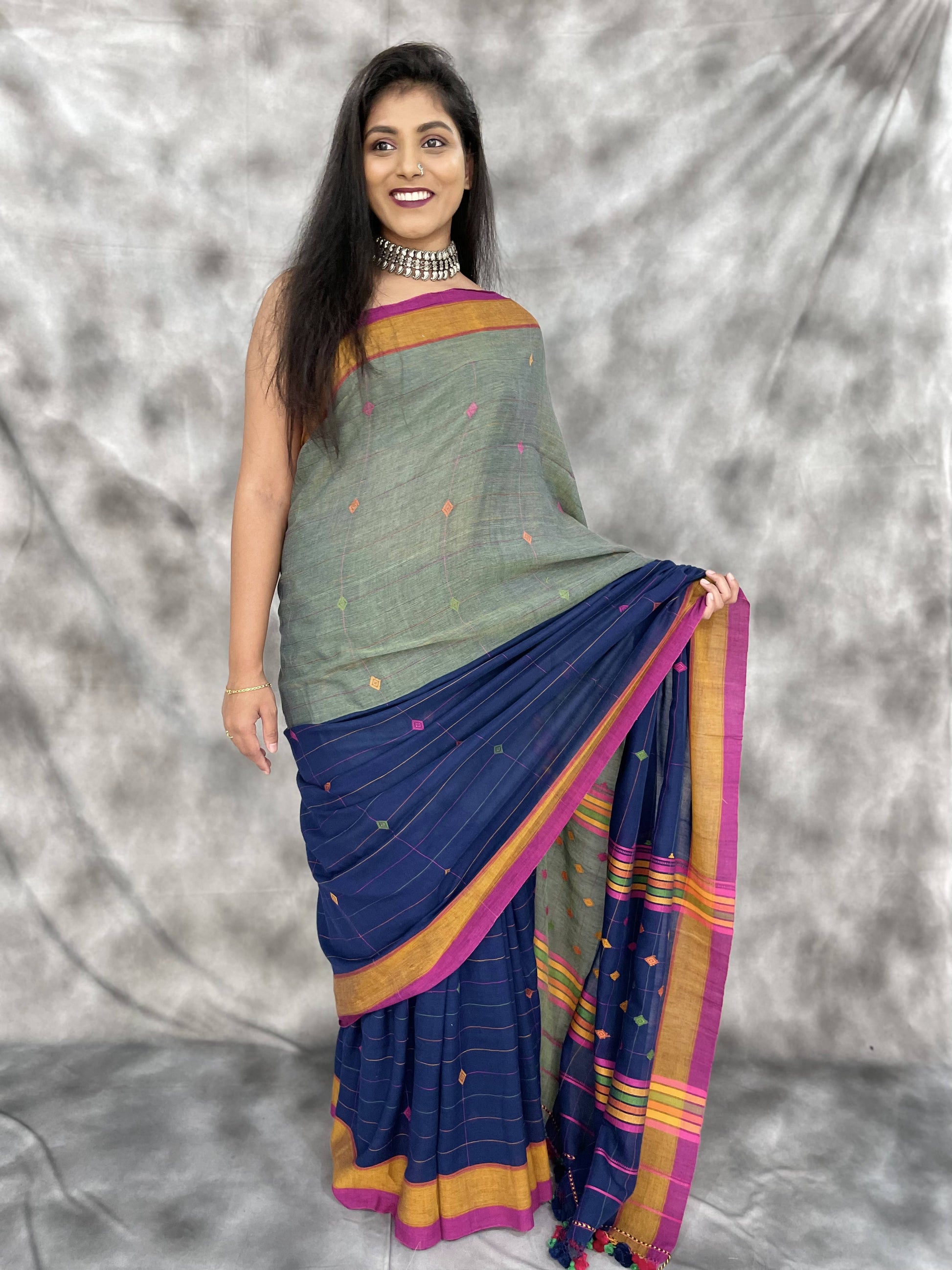 Double shaded - Bhujodi Handlooms - Anemone Vinkel