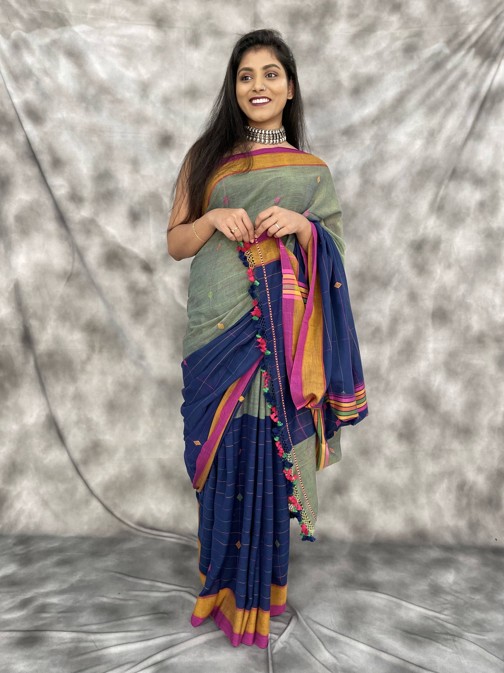 Double shaded - Bhujodi Handlooms - Anemone Vinkel