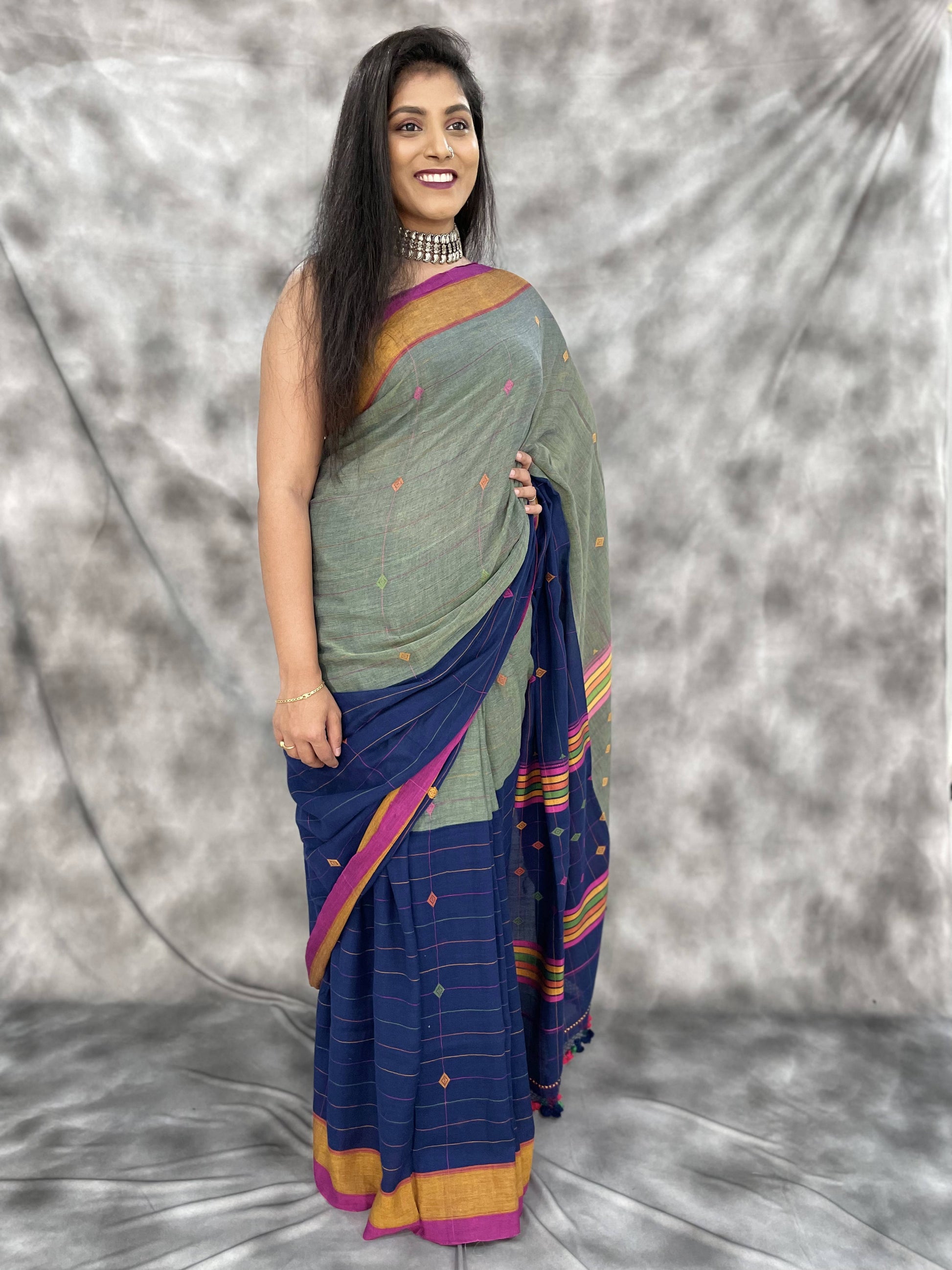 Double shaded - Bhujodi Handlooms - Anemone Vinkel